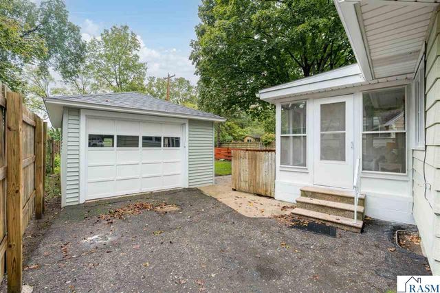 13 Southview Drive, Mankato, MN 56001