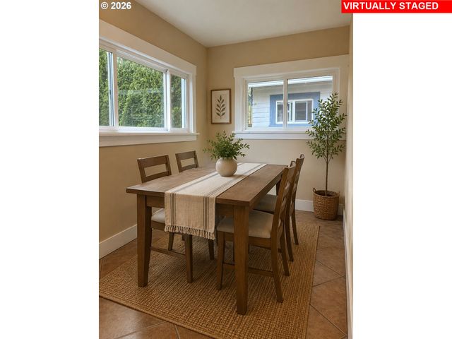 4757 N VANDERBILT St, Portland, OR 97203
