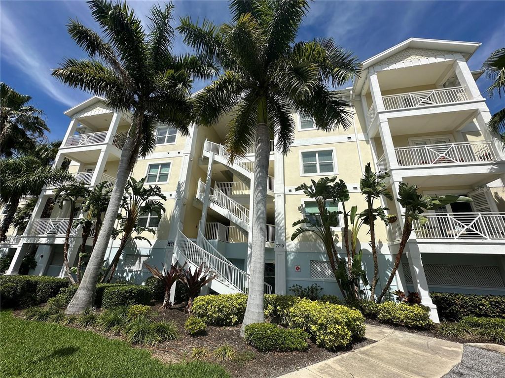 7710 34TH AVENUE W 303, Bradenton, FL 34209