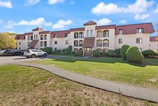 685 Oak Street 24-3, Brockton, MA 02301