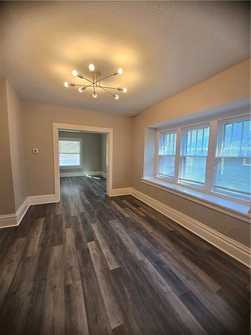 2522 Norton Avenue, Kansas City, MO 64130