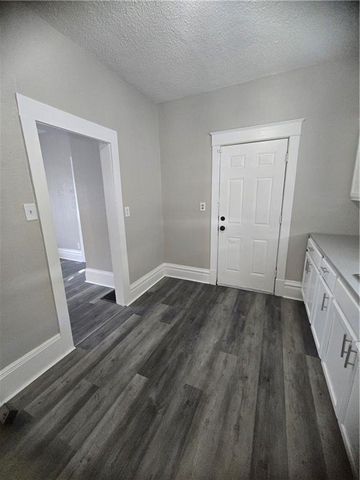 2522 Norton Avenue, Kansas City, MO 64130