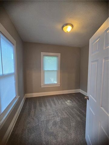 2522 Norton Avenue, Kansas City, MO 64130