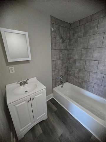 2522 Norton Avenue, Kansas City, MO 64130