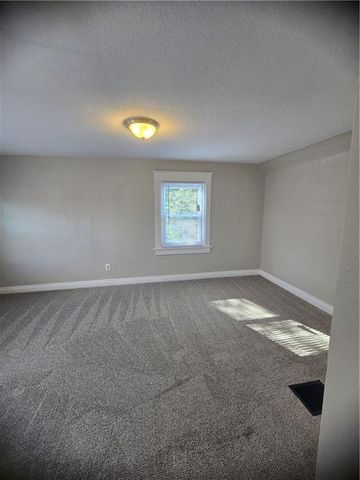 2522 Norton Avenue, Kansas City, MO 64130