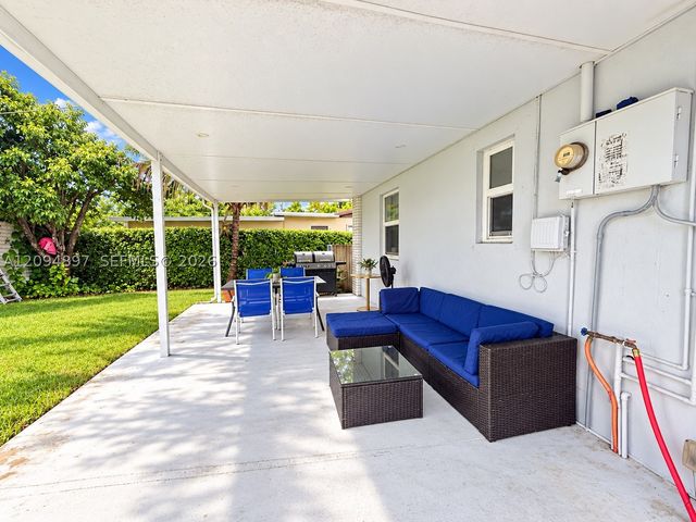 797 NW 9th St, Homestead, FL 33030