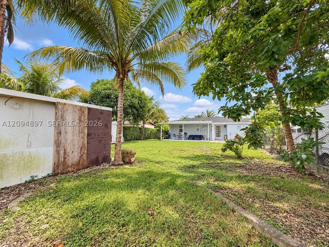 797 NW 9th St, Homestead, FL 33030