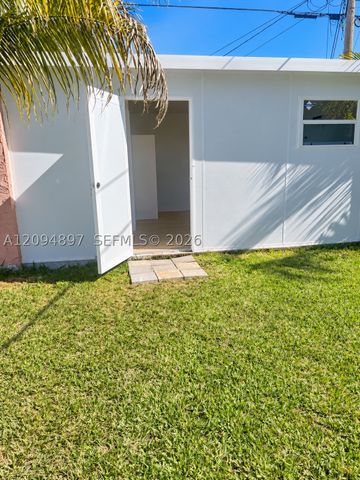 797 NW 9th St, Homestead, FL 33030
