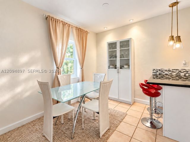 797 NW 9th St, Homestead, FL 33030