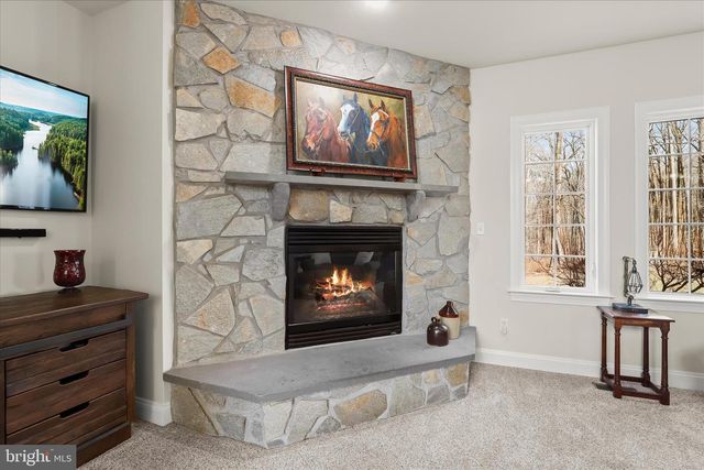 4058 CANDLE LIGHT DR, Dayton, MD 21036