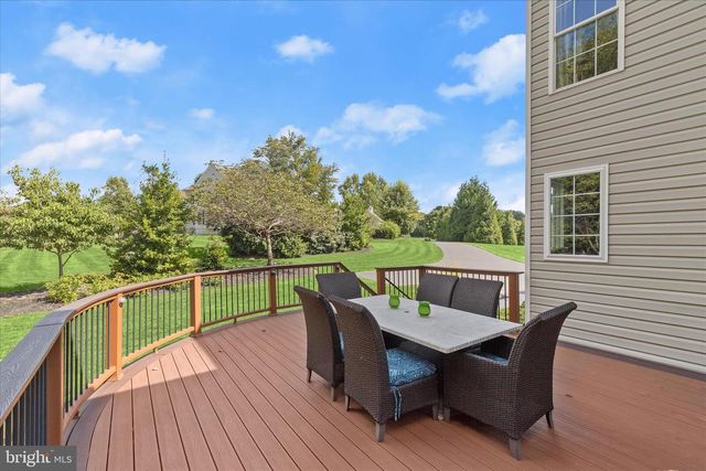 4058 CANDLE LIGHT DR, Dayton, MD 21036