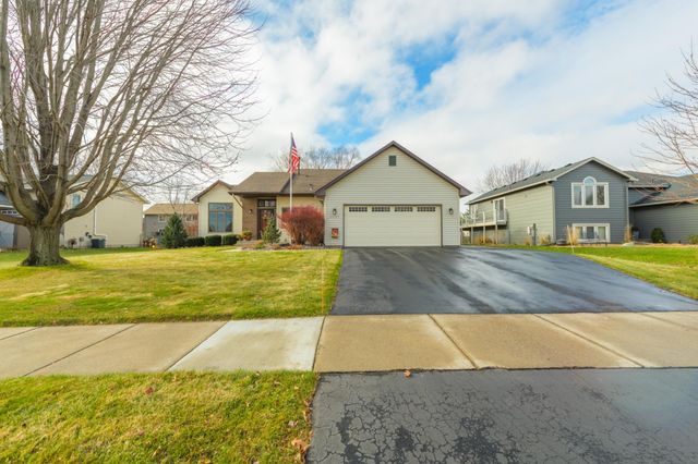 17295 Fieldcrest Avenue, Farmington, MN 55024