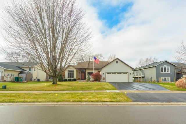 17295 Fieldcrest Avenue, Farmington, MN 55024