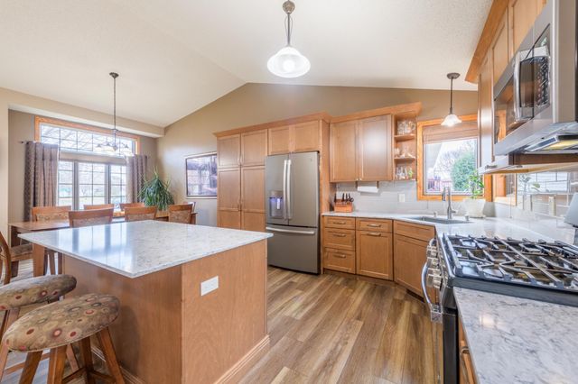 17295 Fieldcrest Avenue, Farmington, MN 55024