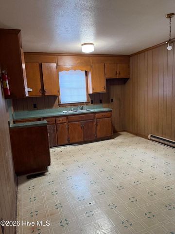 736 Lincoln Drive, Rocky Mount, NC 27801