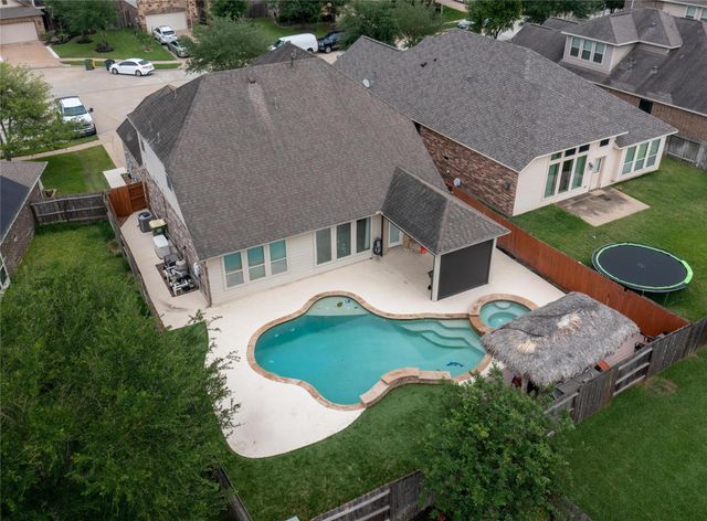 2710 Teal Sky Court, Pearland, TX 77089
