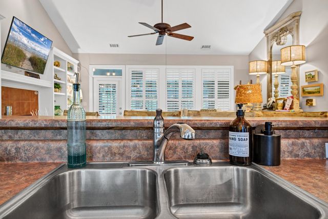 407 Pompano Road, Edisto Island, SC 29438