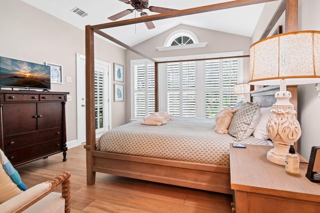 407 Pompano Road, Edisto Island, SC 29438