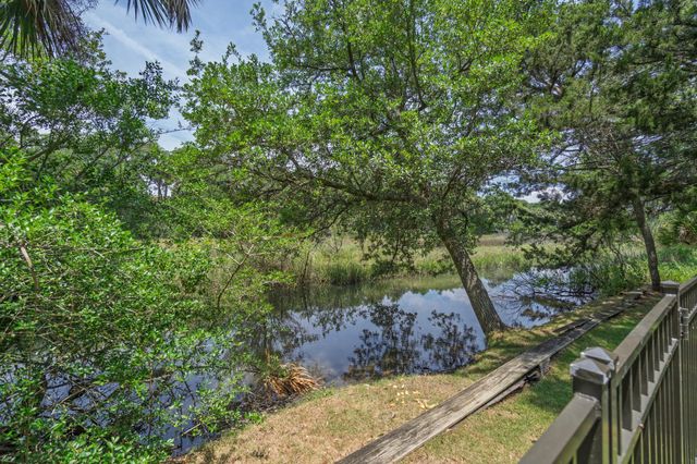 407 Pompano Road, Edisto Island, SC 29438