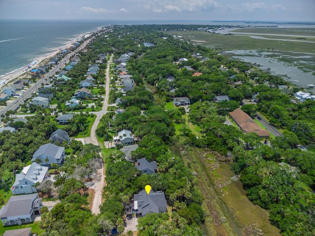 407 Pompano Road, Edisto Island, SC 29438