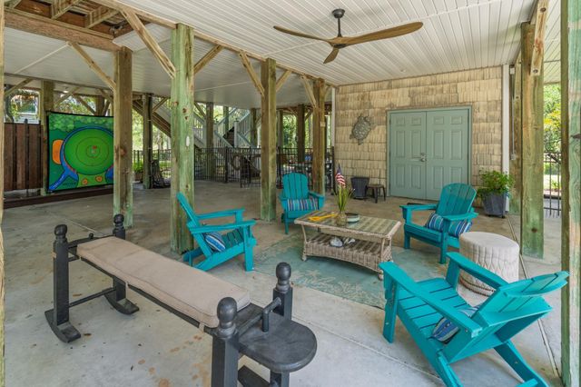 407 Pompano Road, Edisto Island, SC 29438