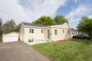 3994 Brunswick Avenue S, Saint Louis Park, MN 55416