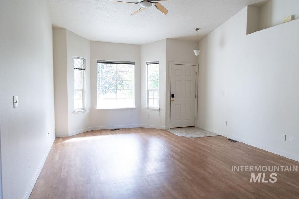 3510 E Downs, Nampa, ID 83686 photo 3
