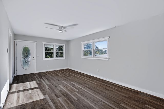 2045 Greenway Street, Kingsport, TN 37660