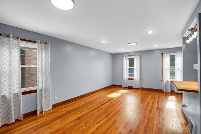 11312 S Avenue H, Chicago, IL 60617