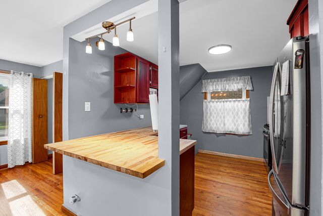 11312 S Avenue H, Chicago, IL 60617