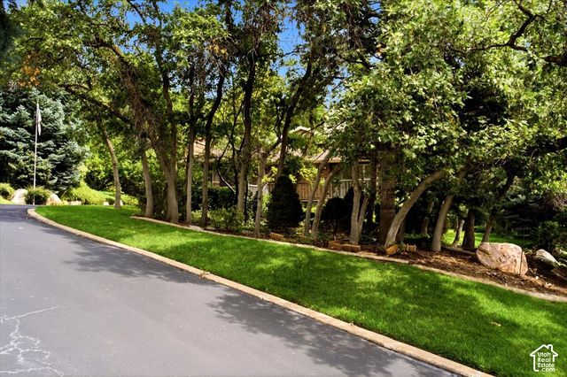1802 WHISPERING OAKS DR, Ogden, UT 84403