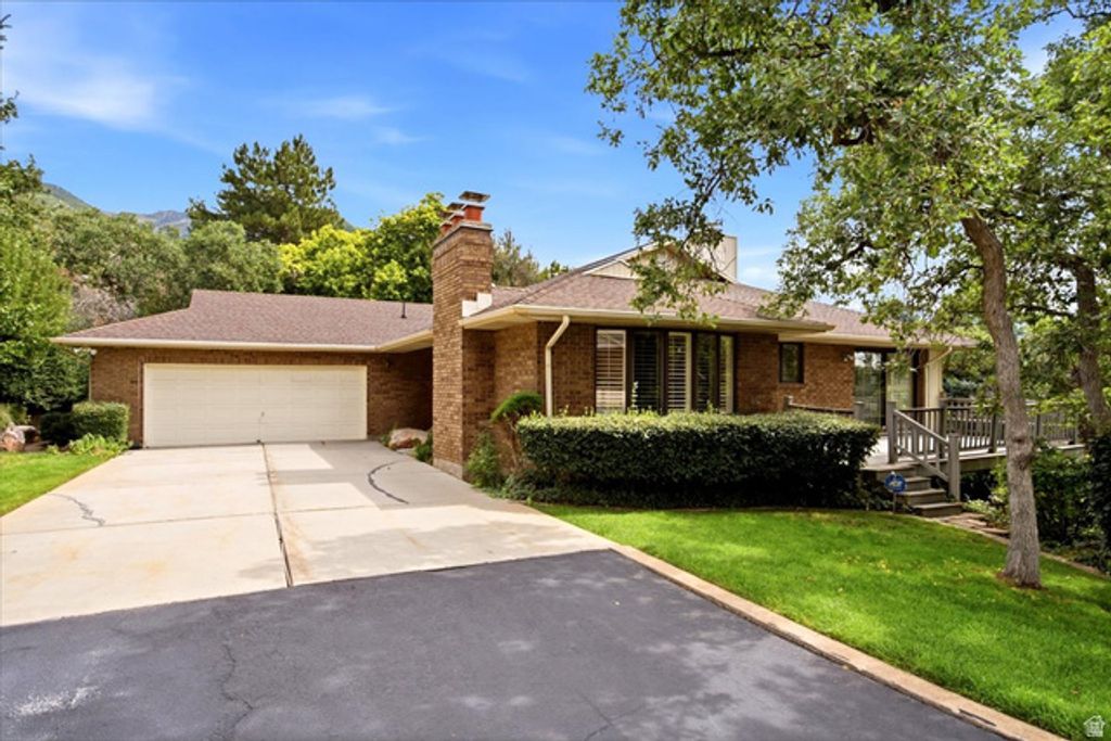 1802 WHISPERING OAKS DR, Ogden, UT 84403 — exterior