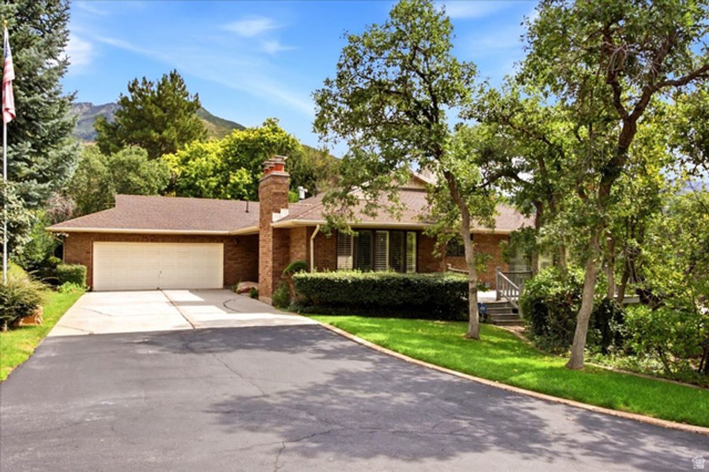 1802 WHISPERING OAKS DR, Ogden, UT 84403 — photo 2