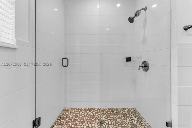 11890 SW 72nd Pl, Pinecrest, FL 33156