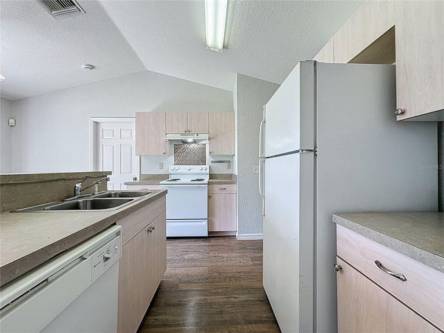 424 DANUBE WAY, Kissimmee, FL 34759