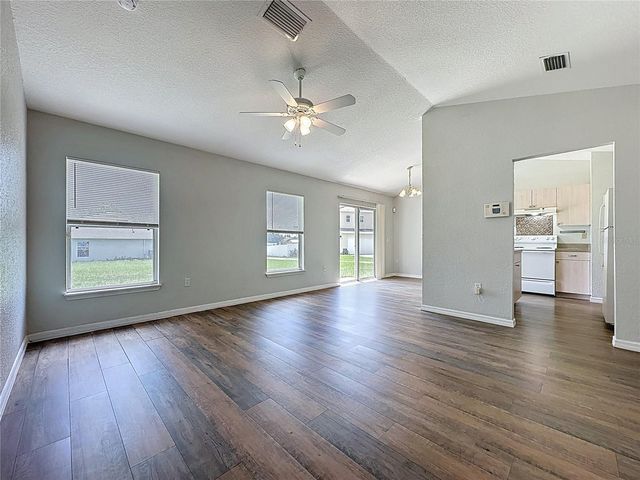 424 DANUBE WAY, Kissimmee, FL 34759