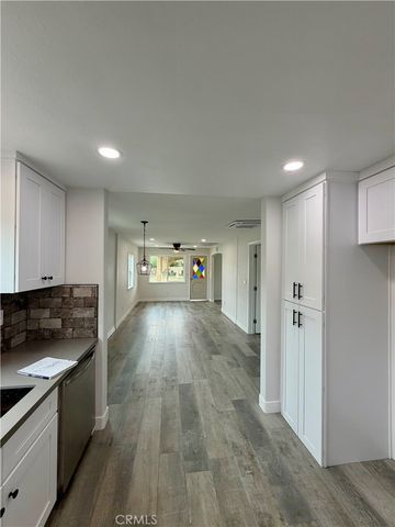 543 E 3rd Street, Azusa, CA 91702