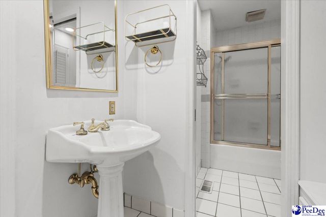 923 Wrenwood Road, Florence, SC 29505