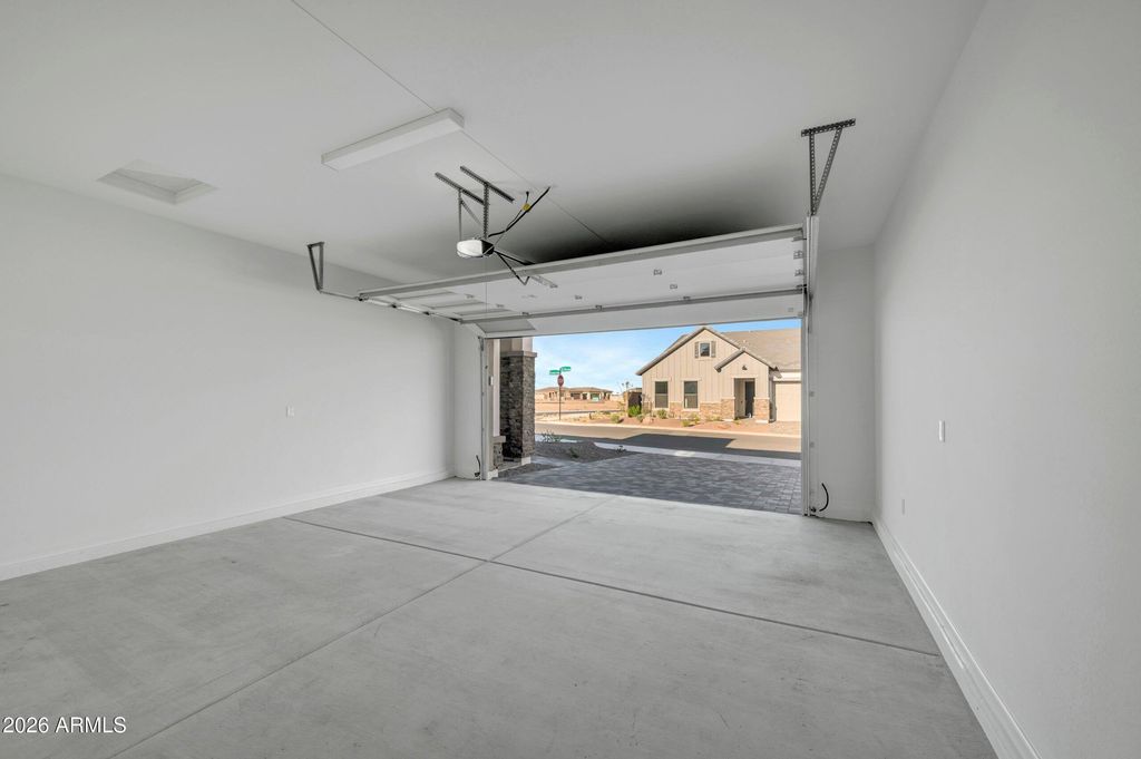 4386 N 217TH Avenue, Buckeye, AZ 85396 — photo 2