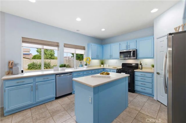 43406 Rucker, Lancaster, CA 93535