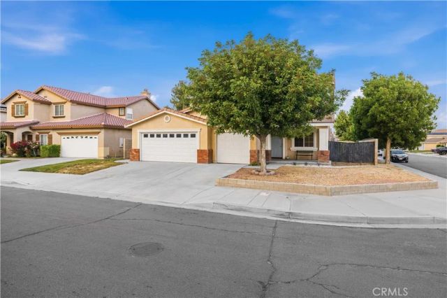 43406 Rucker, Lancaster, CA 93535