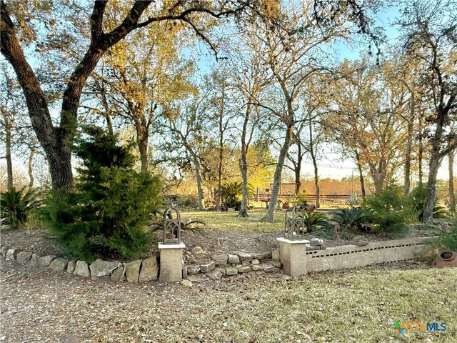 98 Price Road, Victoria, TX 77905