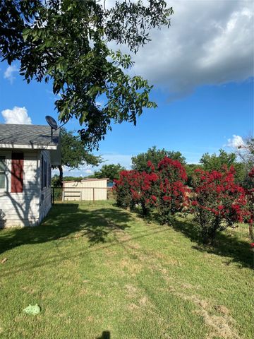 3704 County Road 801, Cleburne, TX 76031