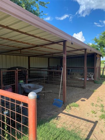 3704 County Road 801, Cleburne, TX 76031