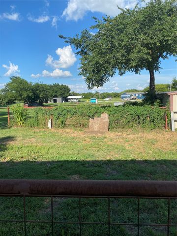 3704 County Road 801, Cleburne, TX 76031