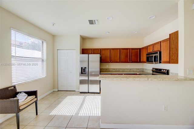 3316 W 91st Terrace, Hialeah, FL 33018