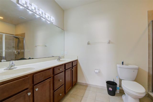 3316 W 91st Terrace, Hialeah, FL 33018