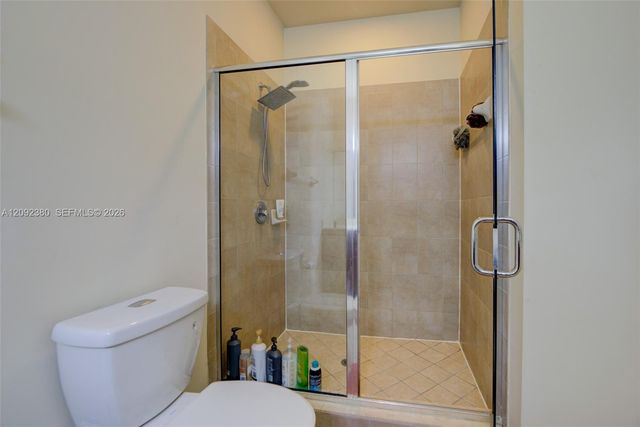 3316 W 91st Terrace, Hialeah, FL 33018