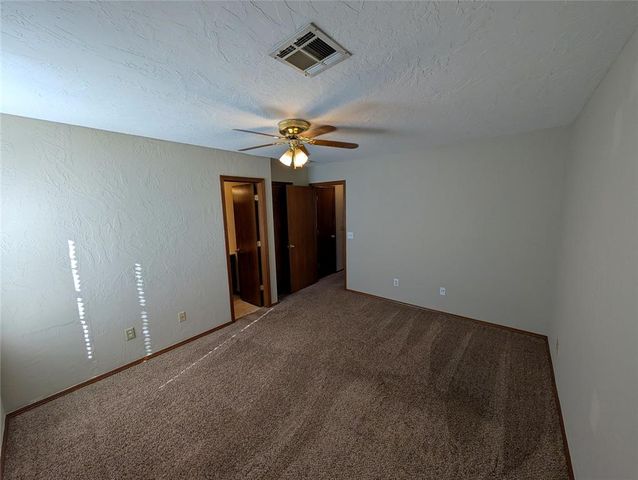 3201 Lois Arlene Circle 3201, Moore, OK 73160