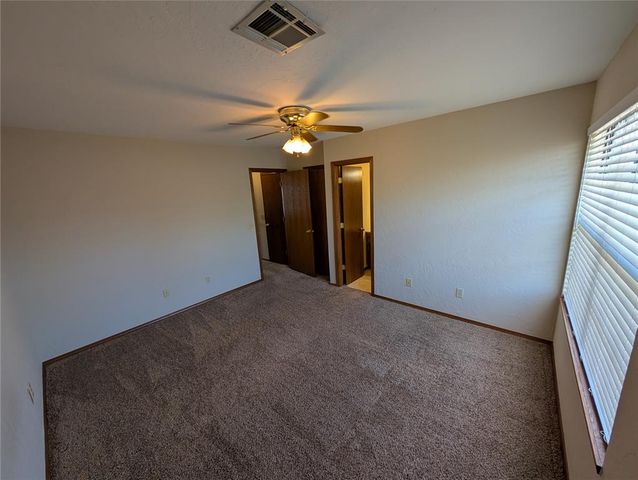 3201 Lois Arlene Circle 3201, Moore, OK 73160